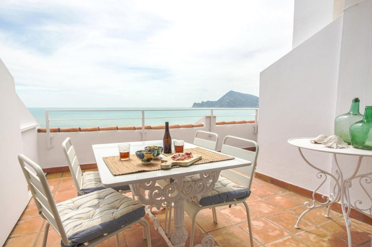 شقة Escapada Romantica En Atico Frente Al Mar Con Piscina ألتيا المظهر الخارجي الصورة