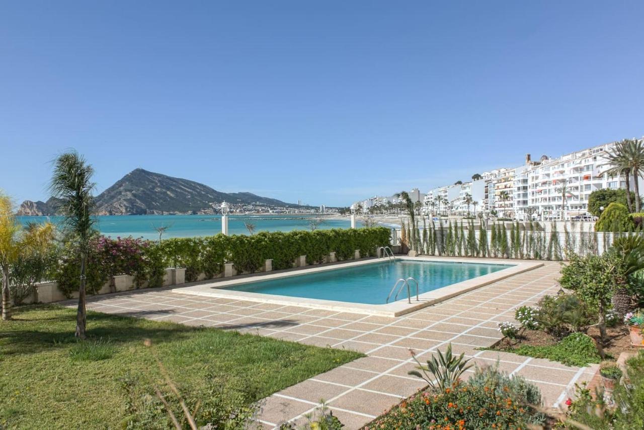 شقة Escapada Romantica En Atico Frente Al Mar Con Piscina ألتيا المظهر الخارجي الصورة